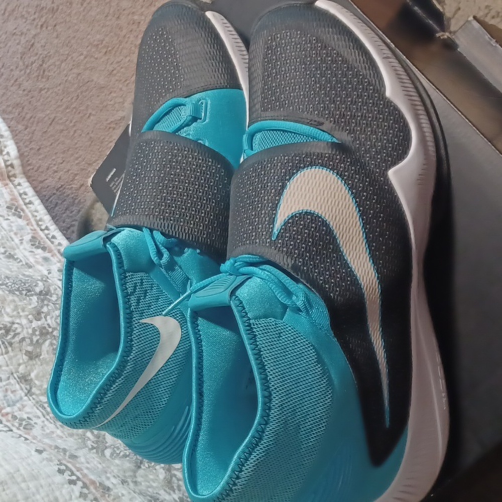 Nike Zoom HyperRev size 13